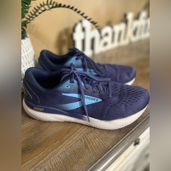 Brooks Men’s Ghost Sneakers - Navy and Sky Blue Size 9 main image 14